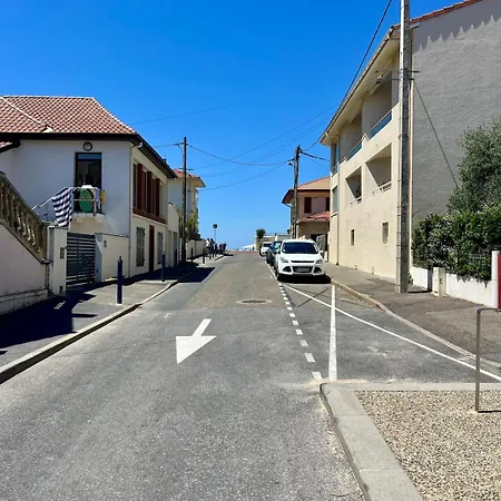Prázdninový dům Maison Typique 2eme Ligne Avec Jardin A